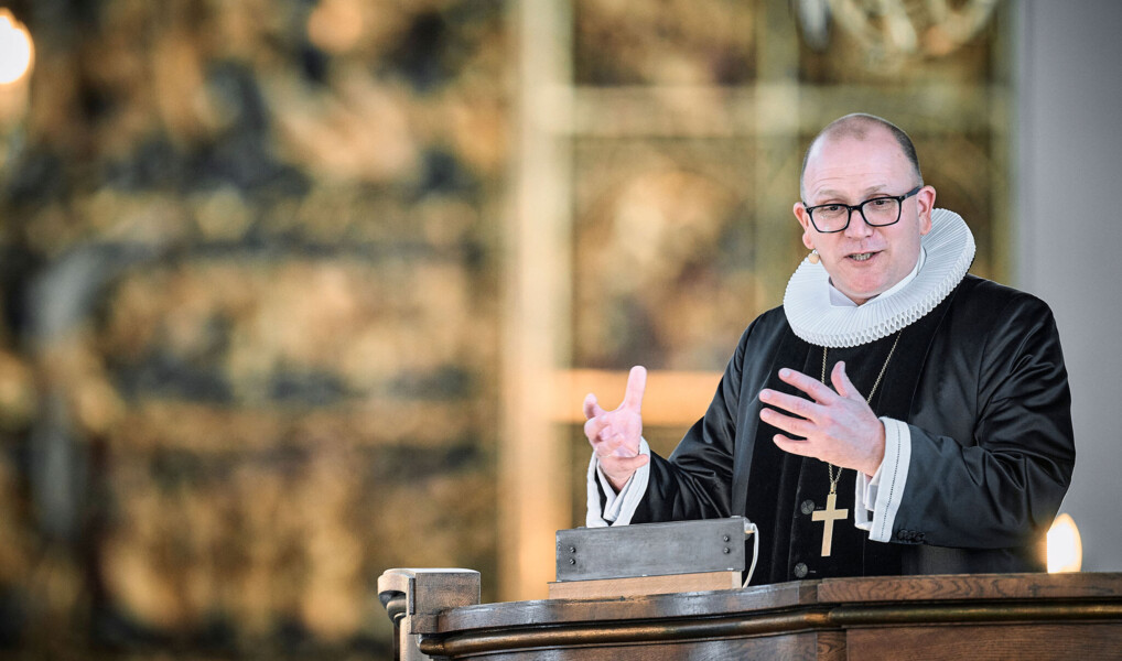 Mads Davidsen på prædikestolen