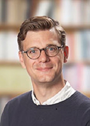 Anmelder Sognepræst Lasse Rødsgaard Lauesen