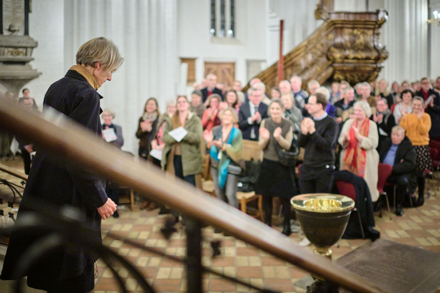 Stående klapsalver foto Ard Jongsma.jpg