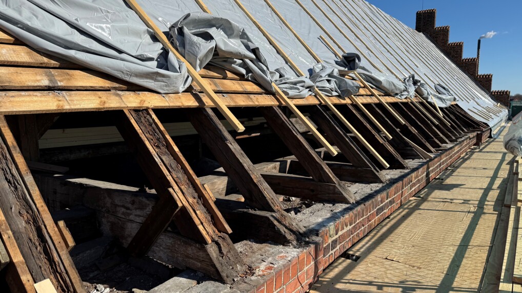 Kig ind til tagspær