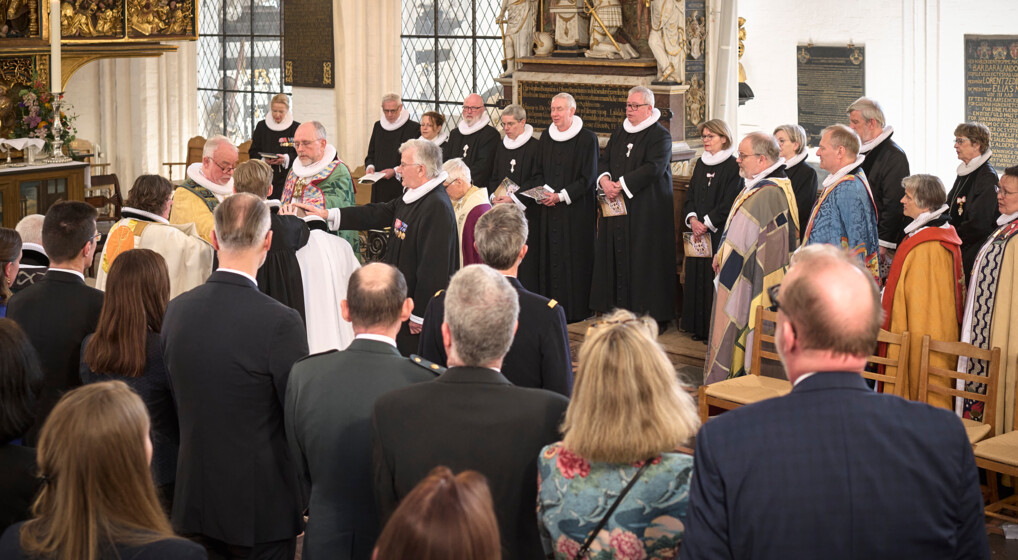 Mads Davidsen bispevies